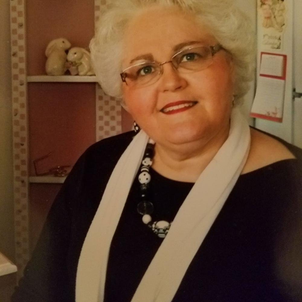 Meet your Posher, Delila